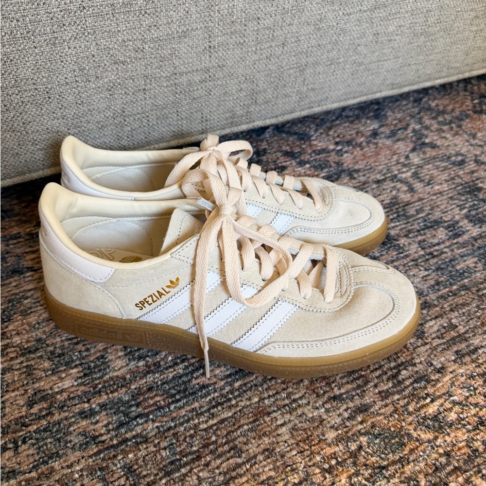 adidas Spezial Womens Sneakers in Cream, White and Gumsole - Picture 3 of 5